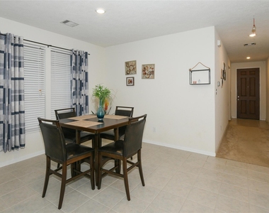12051 Main Oak Street - Photo Thumbnail 4