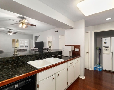 1625 Prairie Grove Drive - Photo Thumbnail 15