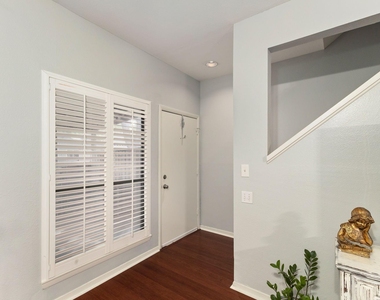 1625 Prairie Grove Drive - Photo Thumbnail 11