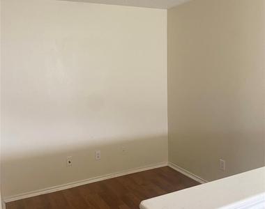 13064 Peppergate Lane - Photo Thumbnail 1