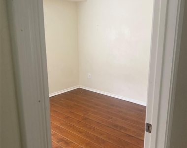 13064 Peppergate Lane - Photo Thumbnail 14