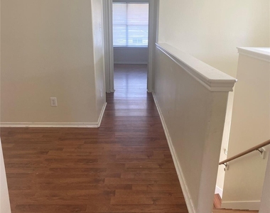 13064 Peppergate Lane - Photo Thumbnail 2