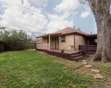 2612 Harvard Street - Photo Thumbnail 24