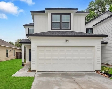 979 Junell Street - Photo Thumbnail 4