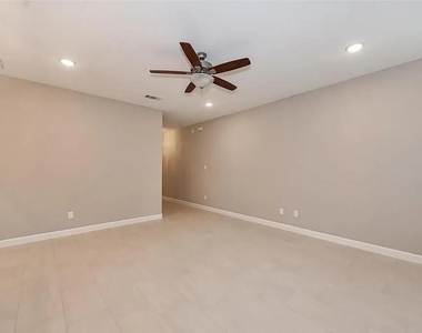979 Junell Street - Photo Thumbnail 10