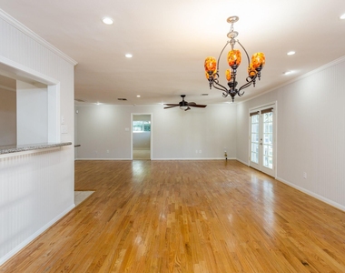 2807 Prescott Street - Photo Thumbnail 7