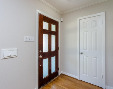 2807 Prescott Street - Photo Thumbnail 3