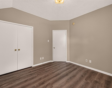 20315 Cherry Orchard Lane - Photo Thumbnail 27