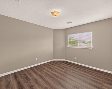20315 Cherry Orchard Lane - Photo Thumbnail 24