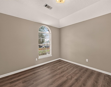 20315 Cherry Orchard Lane - Photo Thumbnail 26