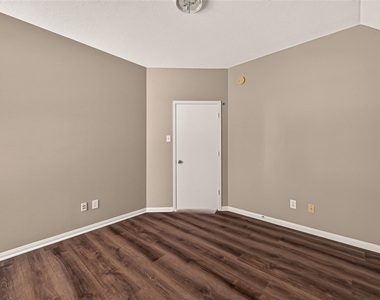 20315 Cherry Orchard Lane - Photo Thumbnail 29