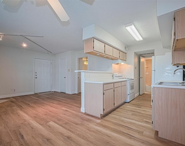 2750 Holly Hall Street - Photo Thumbnail 8