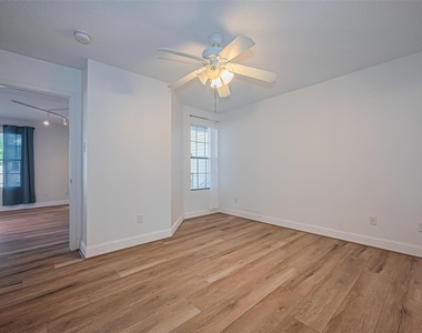 2750 Holly Hall Street - Photo Thumbnail 15