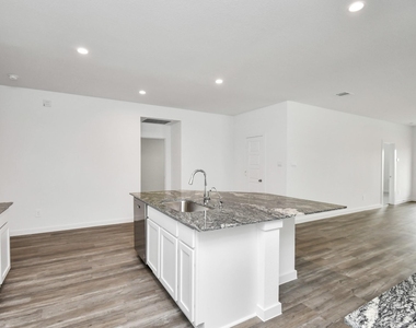 8519 Swenson Lane Lane - Photo Thumbnail 16