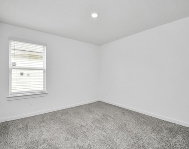 8519 Swenson Lane Lane - Photo Thumbnail 11