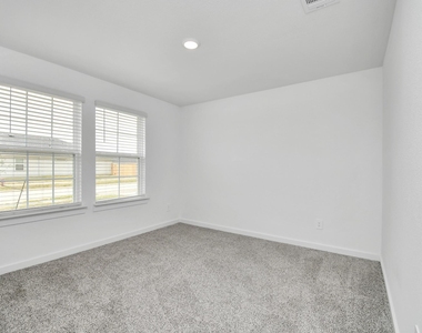 8519 Swenson Lane Lane - Photo Thumbnail 8