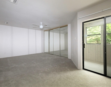 2333 Briarwest - Photo Thumbnail 8