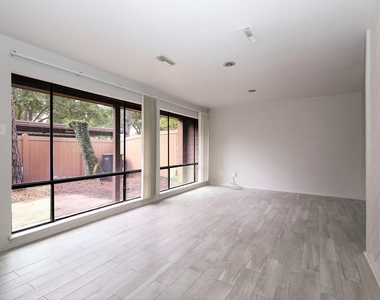 2333 Briarwest - Photo Thumbnail 3