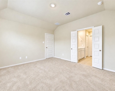 18539 Landing Meadows Lane - Photo Thumbnail 12