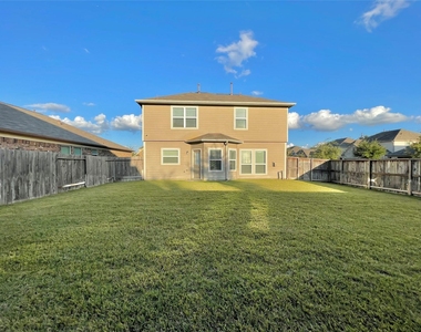 14903 Vinegrove Falls Court - Photo Thumbnail 19