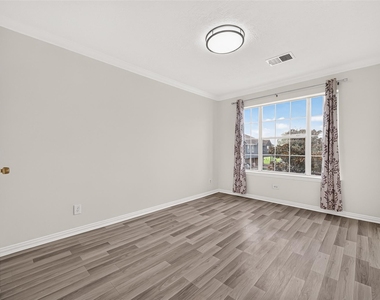 12502 Venus Park Lane - Photo Thumbnail 20