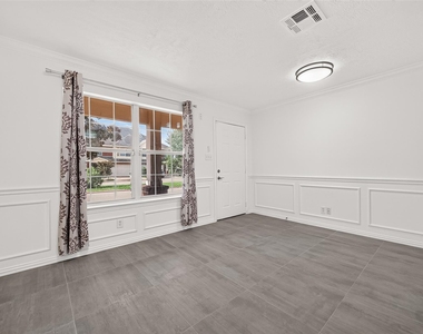 12502 Venus Park Lane - Photo Thumbnail 5