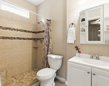 313 Grand Avenue - Photo Thumbnail 18