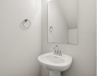 31131 Balsam Hawk Lane - Photo Thumbnail 33