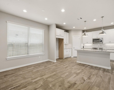 31131 Balsam Hawk Lane - Photo Thumbnail 7