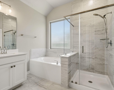 31131 Balsam Hawk Lane - Photo Thumbnail 20