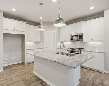 31131 Balsam Hawk Lane - Photo Thumbnail 9