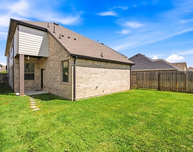 31131 Balsam Hawk Lane - Photo Thumbnail 34