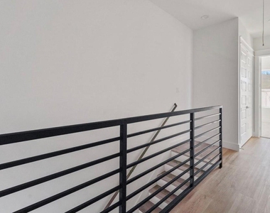 5404 Margarita Street - Photo Thumbnail 7