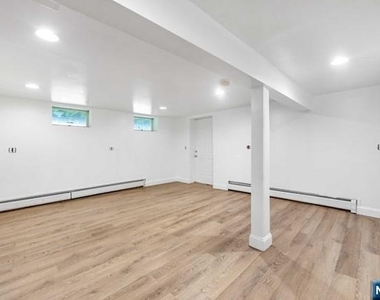 816 Pascack - Photo Thumbnail 13