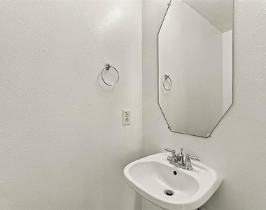 7842 Winding Creek View - Photo Thumbnail 22
