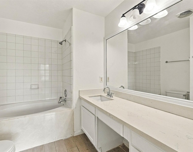 7842 Winding Creek View - Photo Thumbnail 16