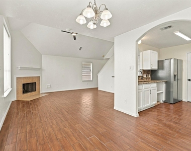 7842 Winding Creek View - Photo Thumbnail 9