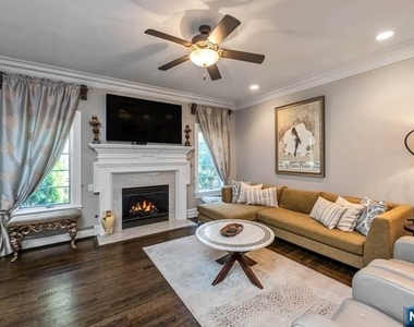 21 Sherbrooke - Photo Thumbnail 5