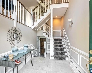 21 Sherbrooke - Photo Thumbnail 1