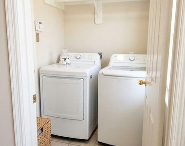6422 Founding Drive - Photo Thumbnail 19