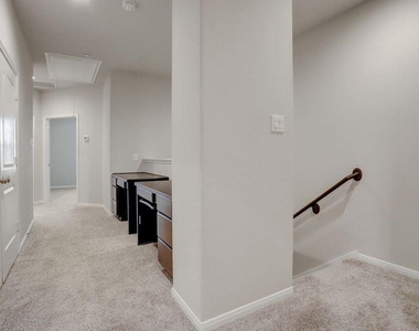 2714 Veranda Falls - Photo Thumbnail 13