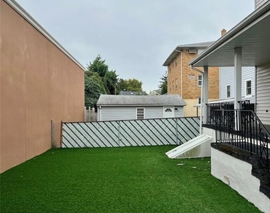 12 Grunauer - Photo Thumbnail 14
