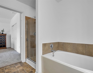 16718 Warbler Drive - Photo Thumbnail 26
