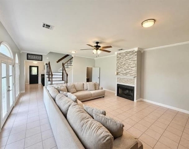 3440 Evalon Avenue - Photo Thumbnail 6
