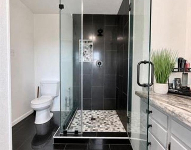 3440 Evalon Avenue - Photo Thumbnail 13