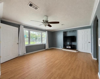3440 Evalon Avenue - Photo Thumbnail 23