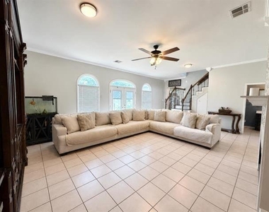 3440 Evalon Avenue - Photo Thumbnail 7