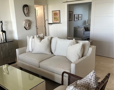 6585 Nicholas Boulevard - Photo Thumbnail 18