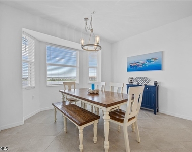 5715 Double Eagle Circle - Photo Thumbnail 7