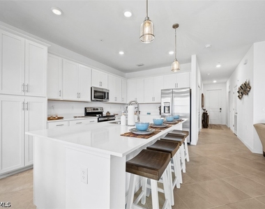 5715 Double Eagle Circle - Photo Thumbnail 6